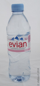 Evian Flasche